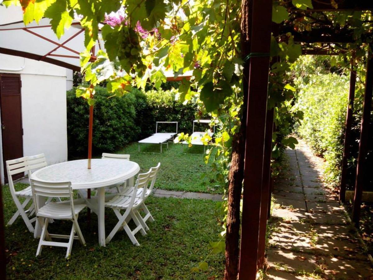 Villa Garden House Pompei Vesuvio Trecase Exterior foto